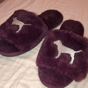 pink victoria’s secret fluffy purple slippers
